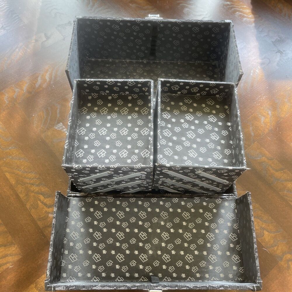 Caboodles Black Lace Makeup Cosmetic Organizer Train Case - Picture 3 of 16